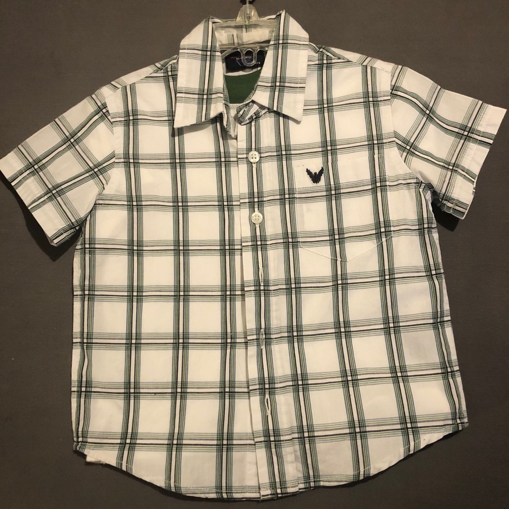 5/$25 Host pick!Boys button shirt with undershirt.